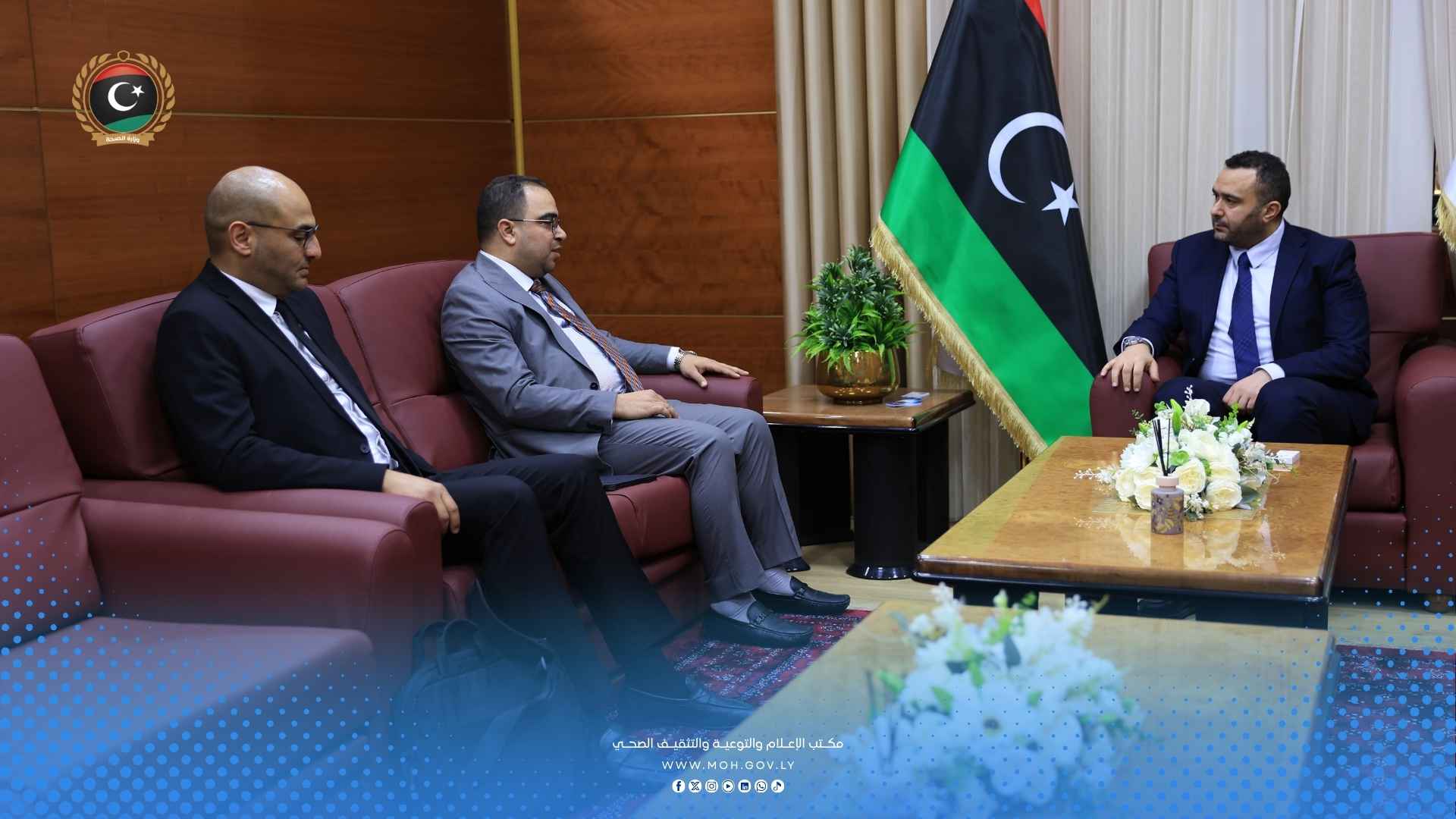 وزير الصحة يبحث مع المركز الأفريقي لمكافحة الأمراض تعزيز الأمن الصحي - 2